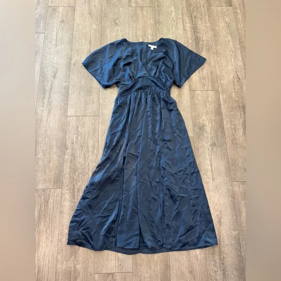 Chelsea28 Deep Blue Midi Dress - Picture 4 of 12